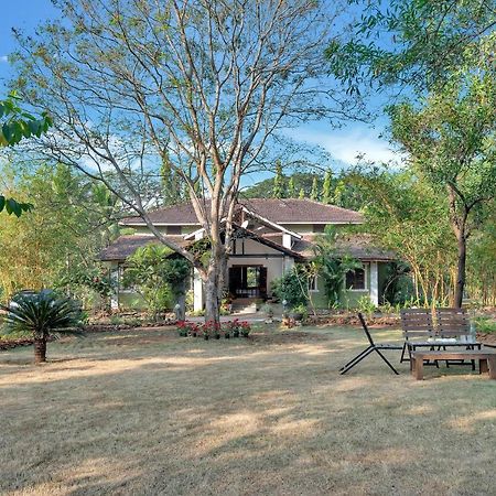 Saffronstays Laburnum House, Wada - Palghar Extérieur photo